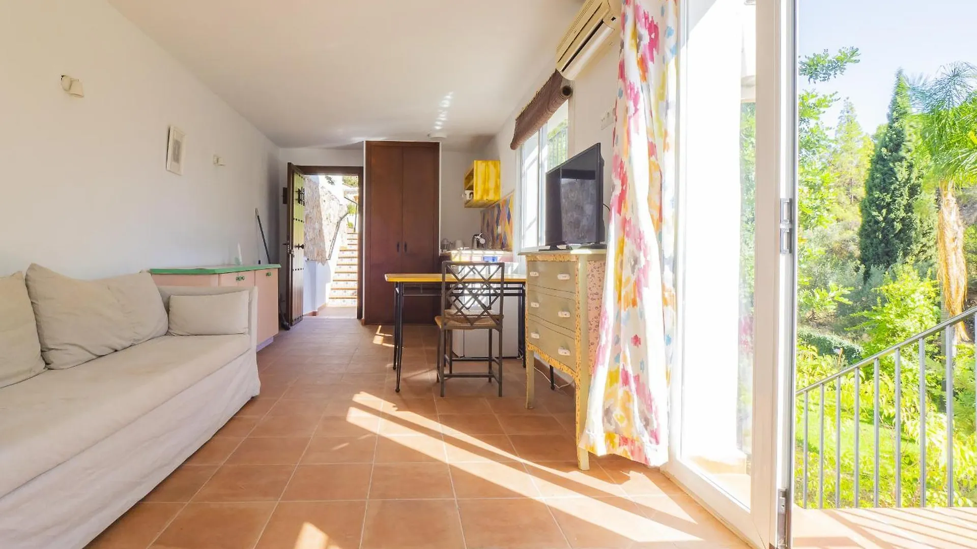Cubo'S Kurt Rural Room 1 Garden View Alhaurin el Grande Spain