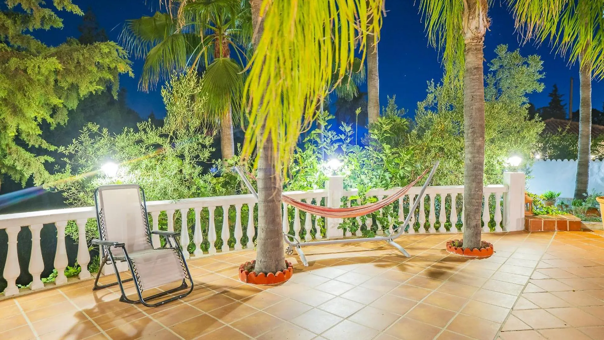 Cubo'S Kurt Rural Room 1 Garden View Alhaurin el Grande Guest house