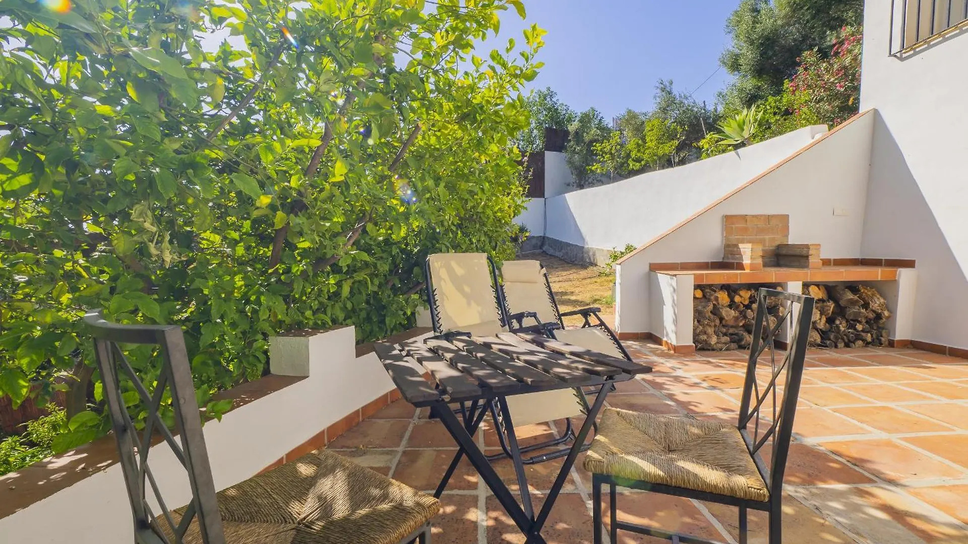 Guest house Cubo'S Kurt Rural Room 1 Garden View Alhaurin el Grande Spain